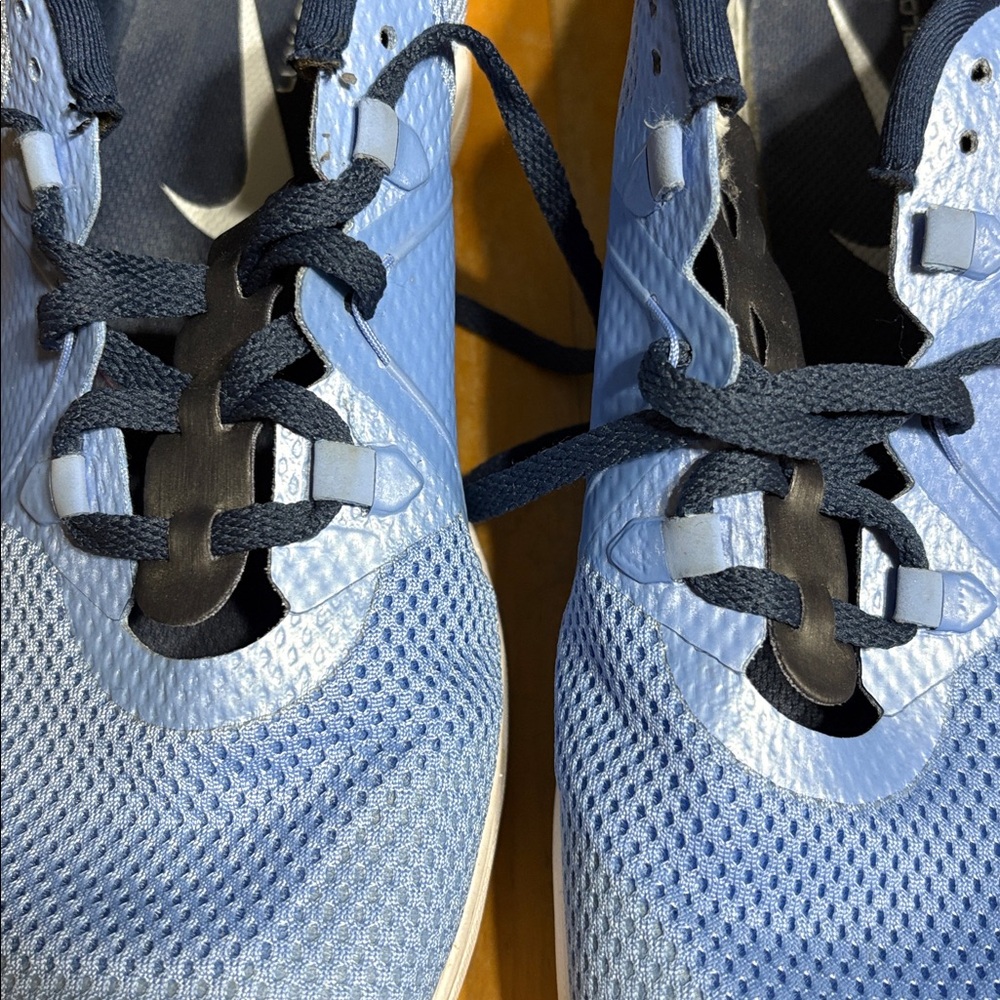 Women’s Nike Lunarlon golf shoes - Picture 2 of 6
